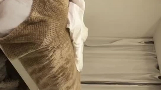 极品美乳亚裔正妹李凯莉穿着性感网袜，黑人男友用大棒棒爆操爽到射两次～