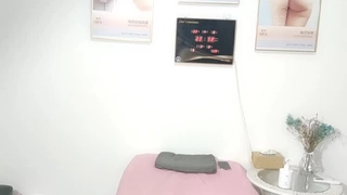 道具連珠通菊花，深喉，後入爆菊花 情趣衣女上位啪啪呻吟銷魂叫牀 充氣沙發上自慰