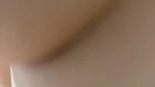 新鲜出炉，李总探花，大哥下午要干炮，约操大胸东北小少妇，骚货久经沙场活一流，大胸水多干得超级尽兴