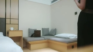 村居古诗（此甜美大学生的个人联系方式和她的后续全集完整版下面免费拿）甜美大学